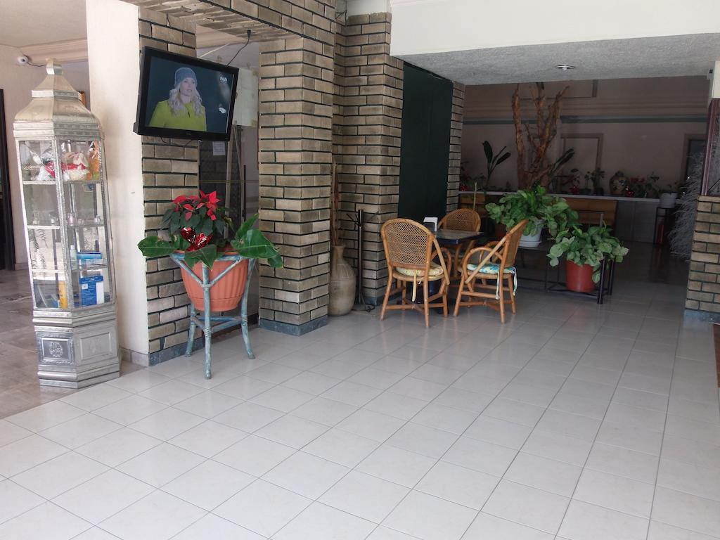 Hotel Raldos Inn Саламанка Экстерьер фото